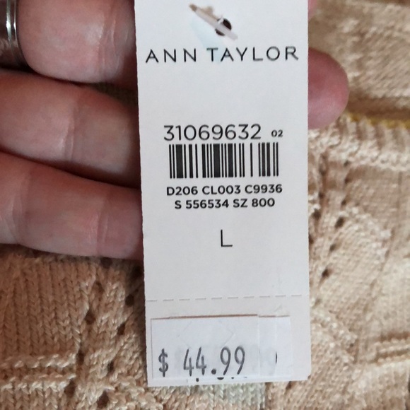 Ann Taylor ruffle sweater - Picture 3 of 3